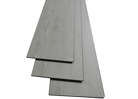 Nessun'elasticità adatta di bello modo di resistenza all'urto delle piastrelle per pavimento del PVC della formaldeide