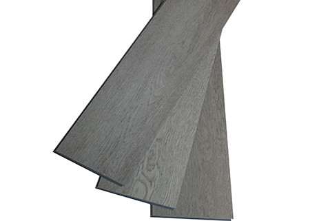 Anti colore su misura della plancia del vinile del graffio pavimentazione di legno di lusso con il sistema di clic