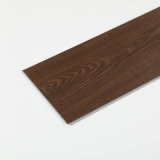 Plancia impermeabile di lusso flessibile del vinile che pavimenta progettazione di legno comoda ambientale